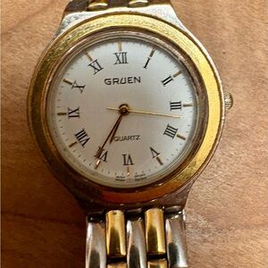 Gruen Vintage Women's Gold and Silver Quartz Watch